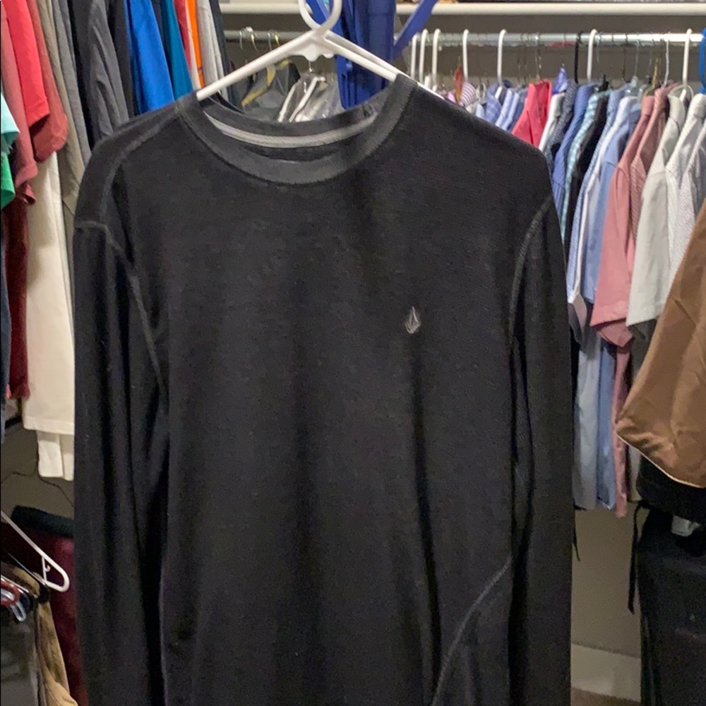 Volcom stone size large long sleeve